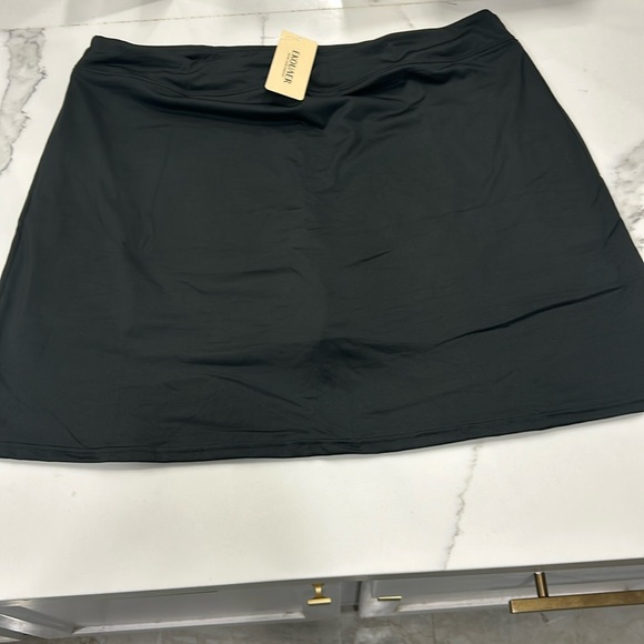 Ekouaer New With Tags‎ Skort. Size XXL - Picture 4 of 12